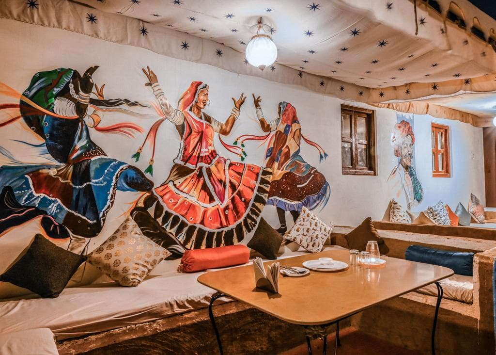 Dining gallery image 2